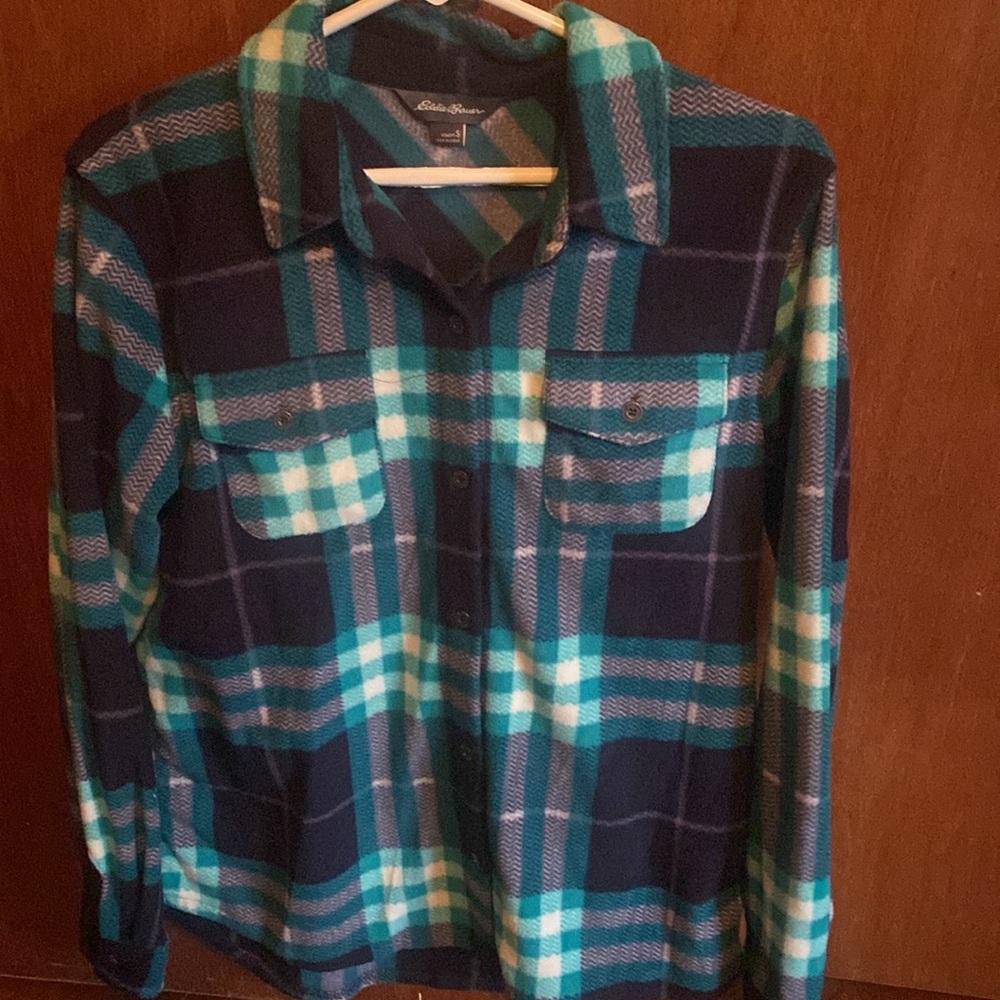 Eddie Bauer Women’s Small Flannel Top Black/Green/White, multi-color